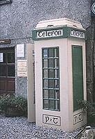 Irland2001 005 telefonzelle.jpg