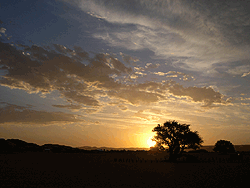Sonnenuntergang &uuml;ber dem Sossusvlei